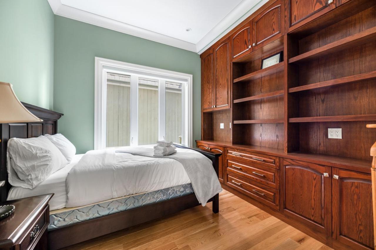 Vancouver Haven: Luxurious Private Bedroom Near Attractions Exteriér fotografie