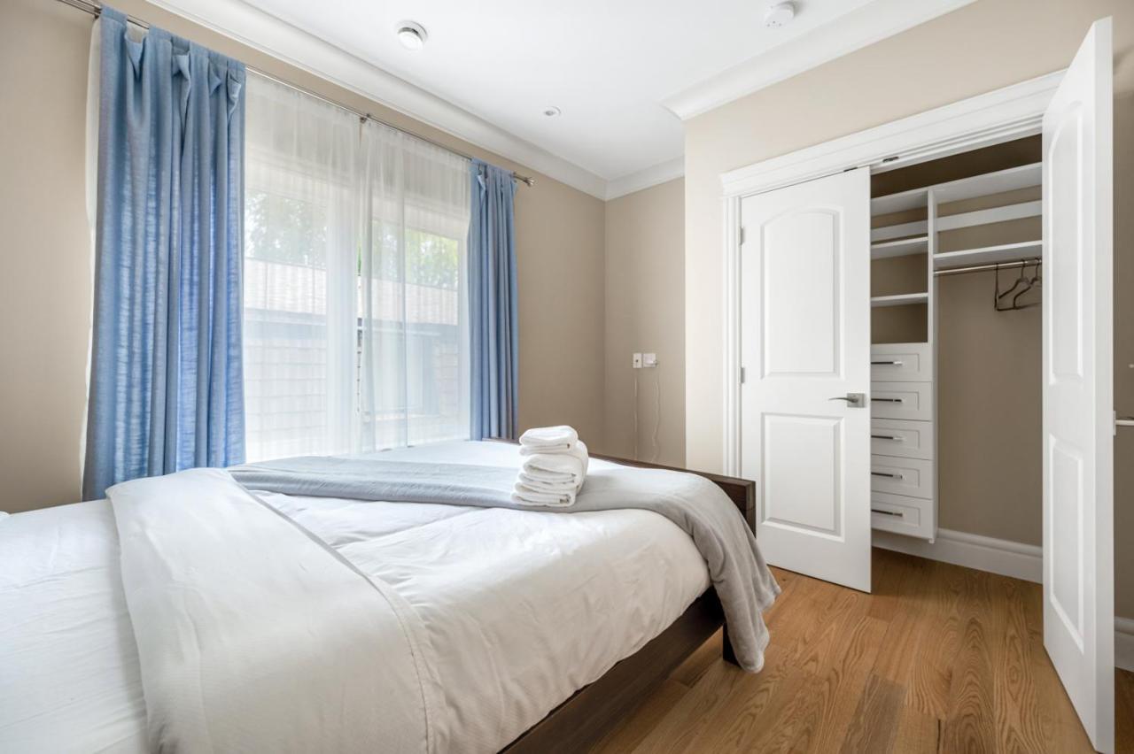 Vancouver Haven: Luxurious Private Bedroom Near Attractions Exteriér fotografie